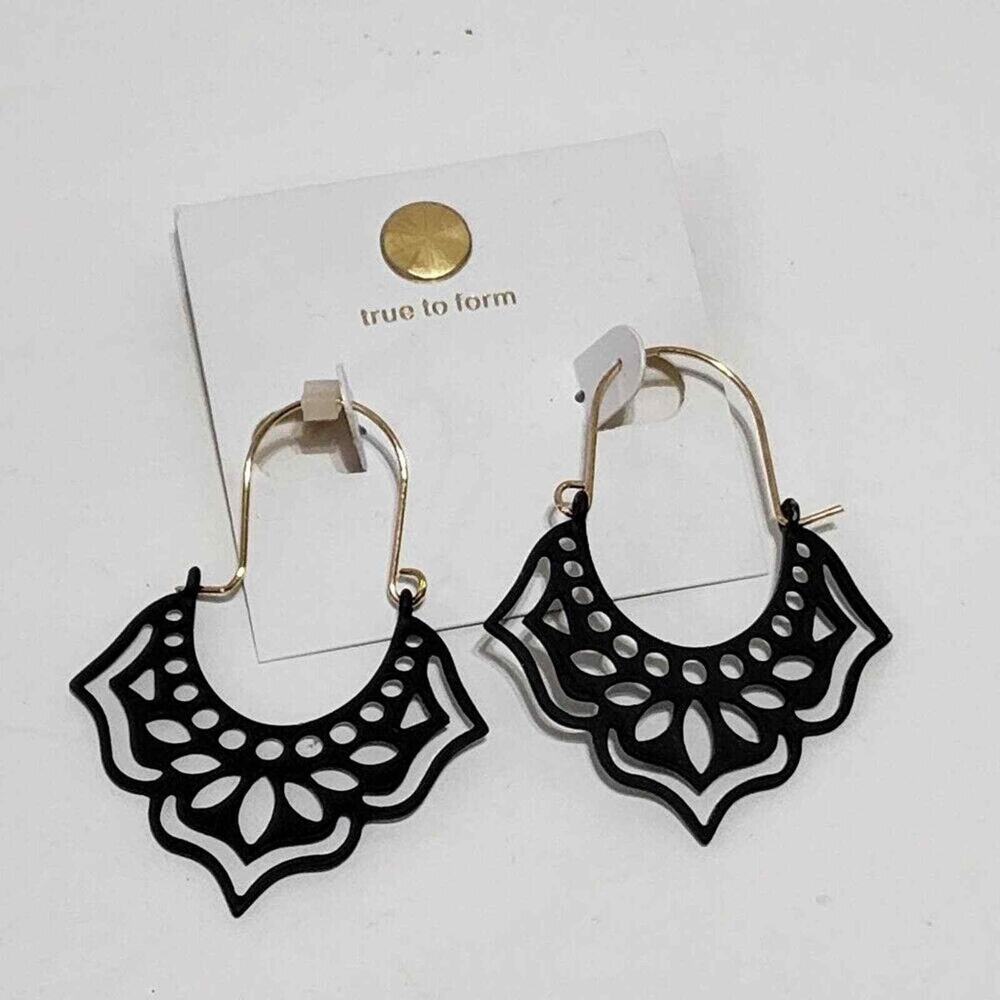 True to Form filigree hoop earrings new!!!